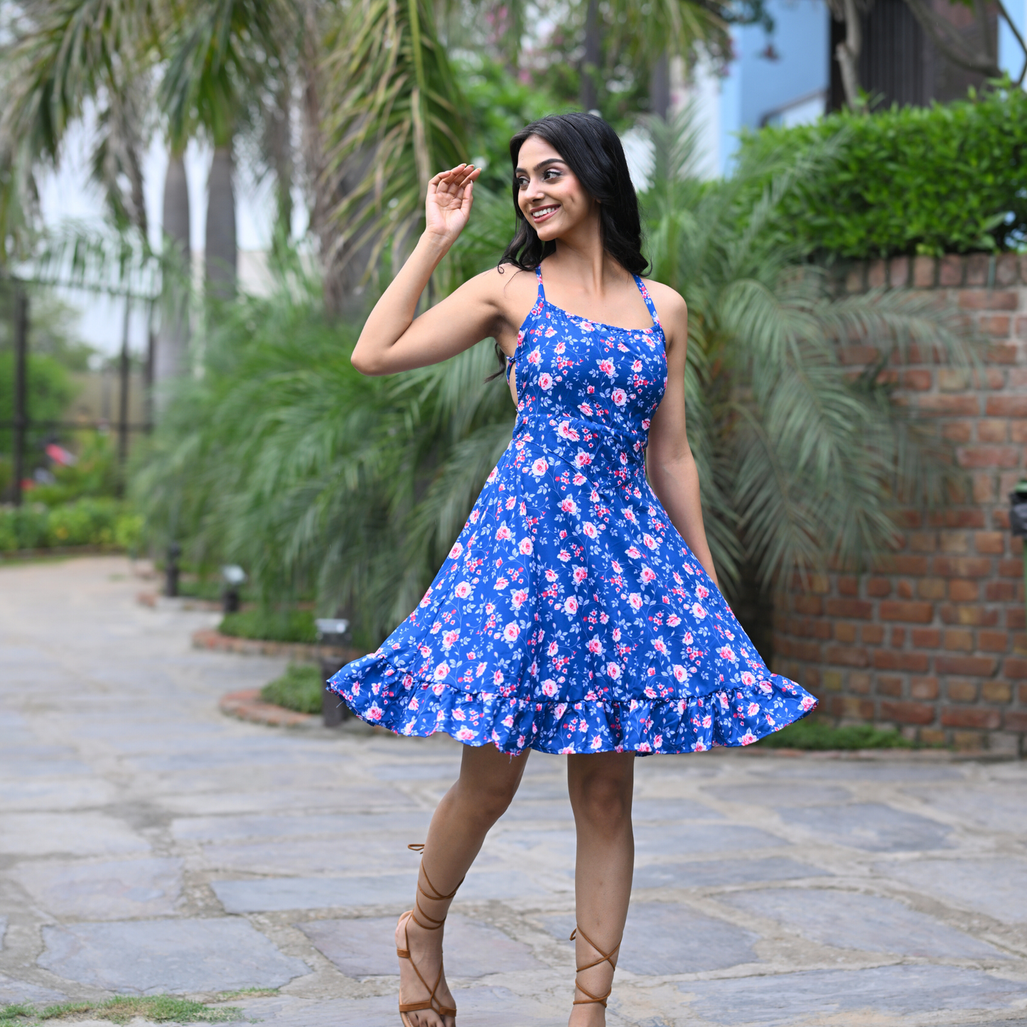 CRISS CROSS BACKLESS DRESS BLUE